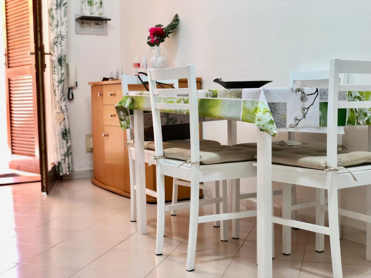 Casa Smeralda Apartment Виласимиус Екстериор снимка